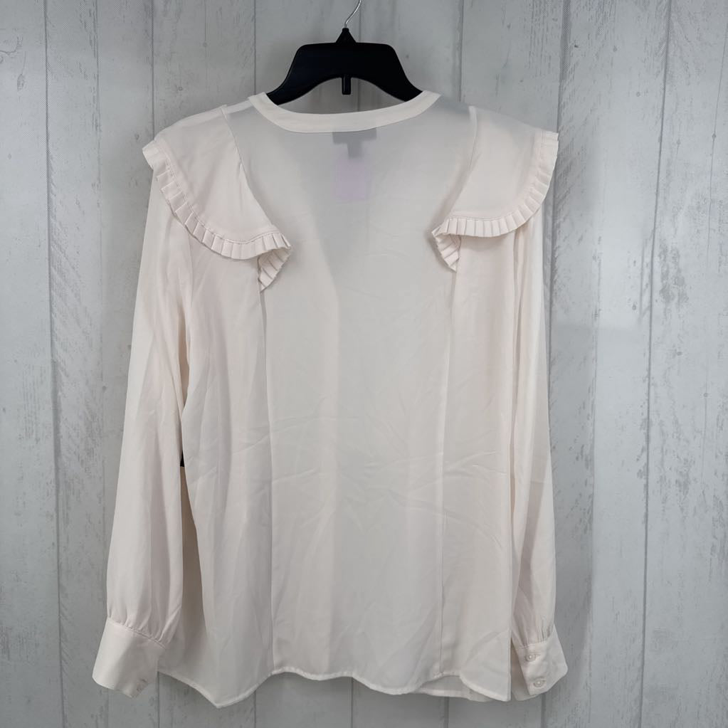 XL ruffled button down l/s top