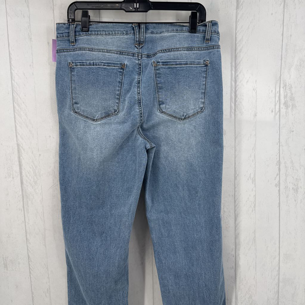 8 mid-rise relaxed fit jean