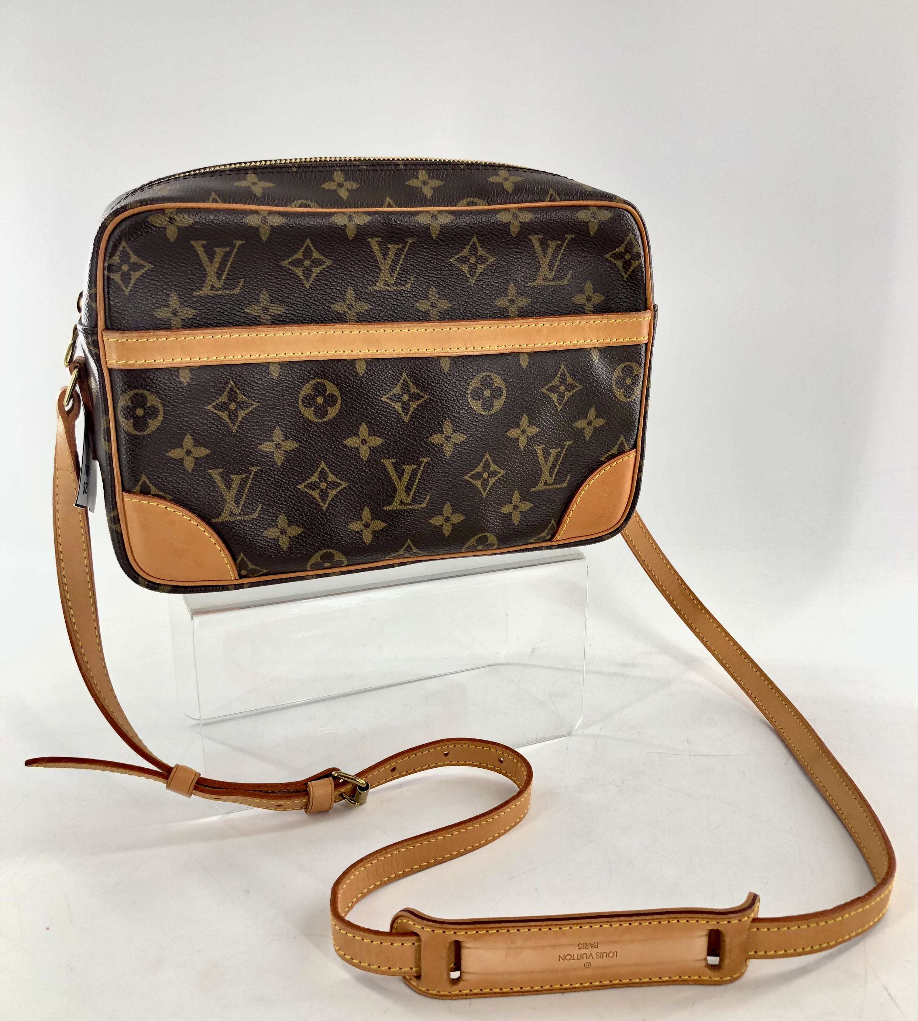 Louis Vuitton Monogram Trocadero 27 shoulder bag