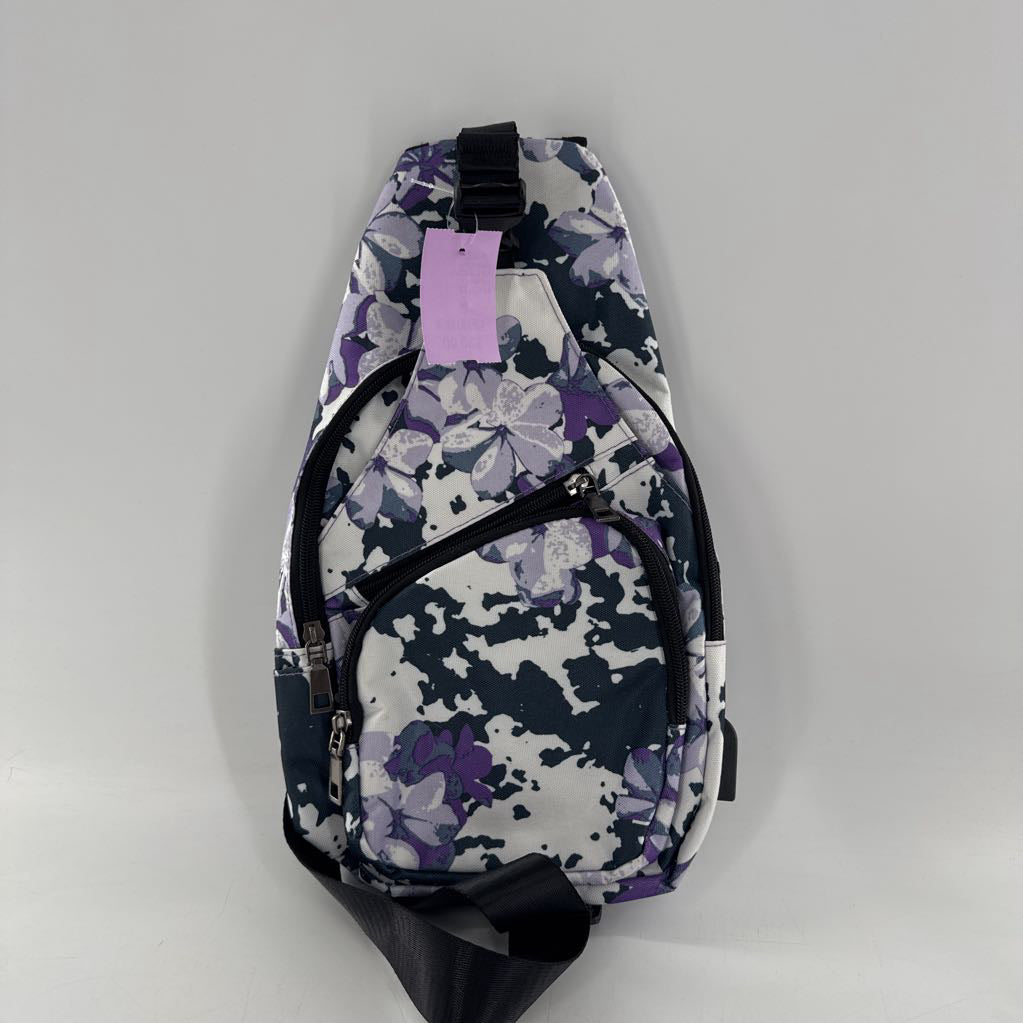floral pattern daypack w/ built-in USB port