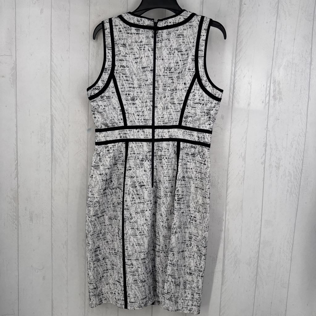 10 textured slvls sheathdress
