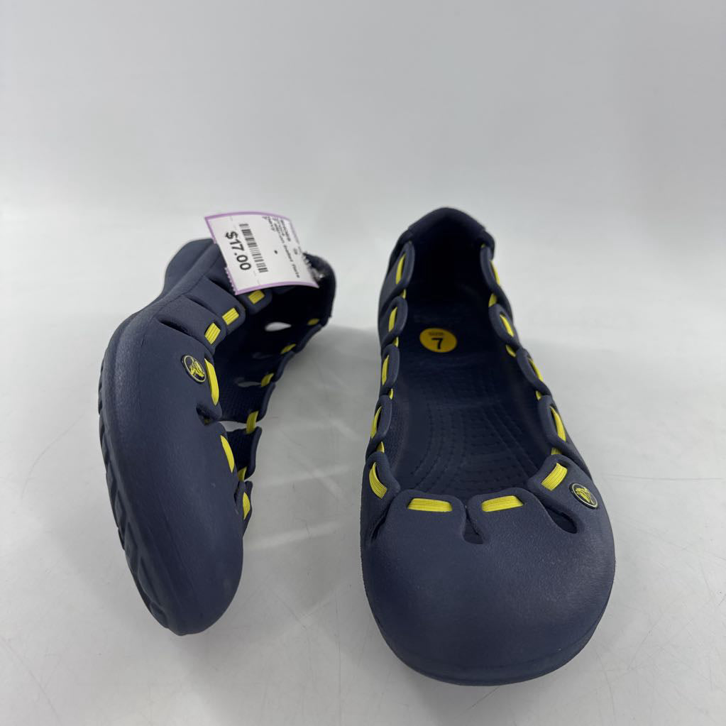 7 slip-on ballet flats