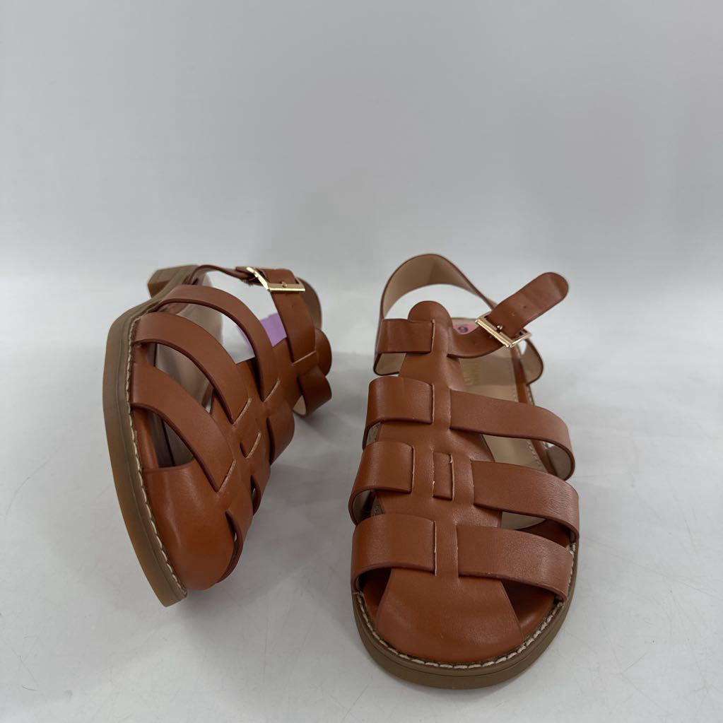 9 fisherman gladiator sandals w/ buckle strap