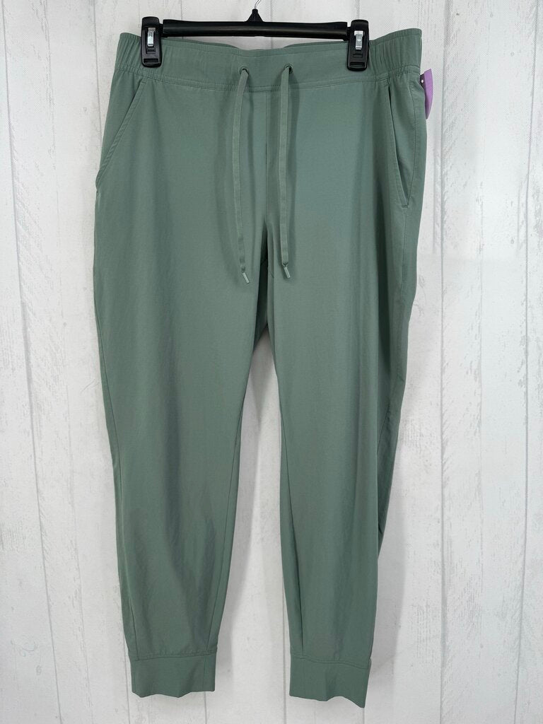M drawstring pull-on pants