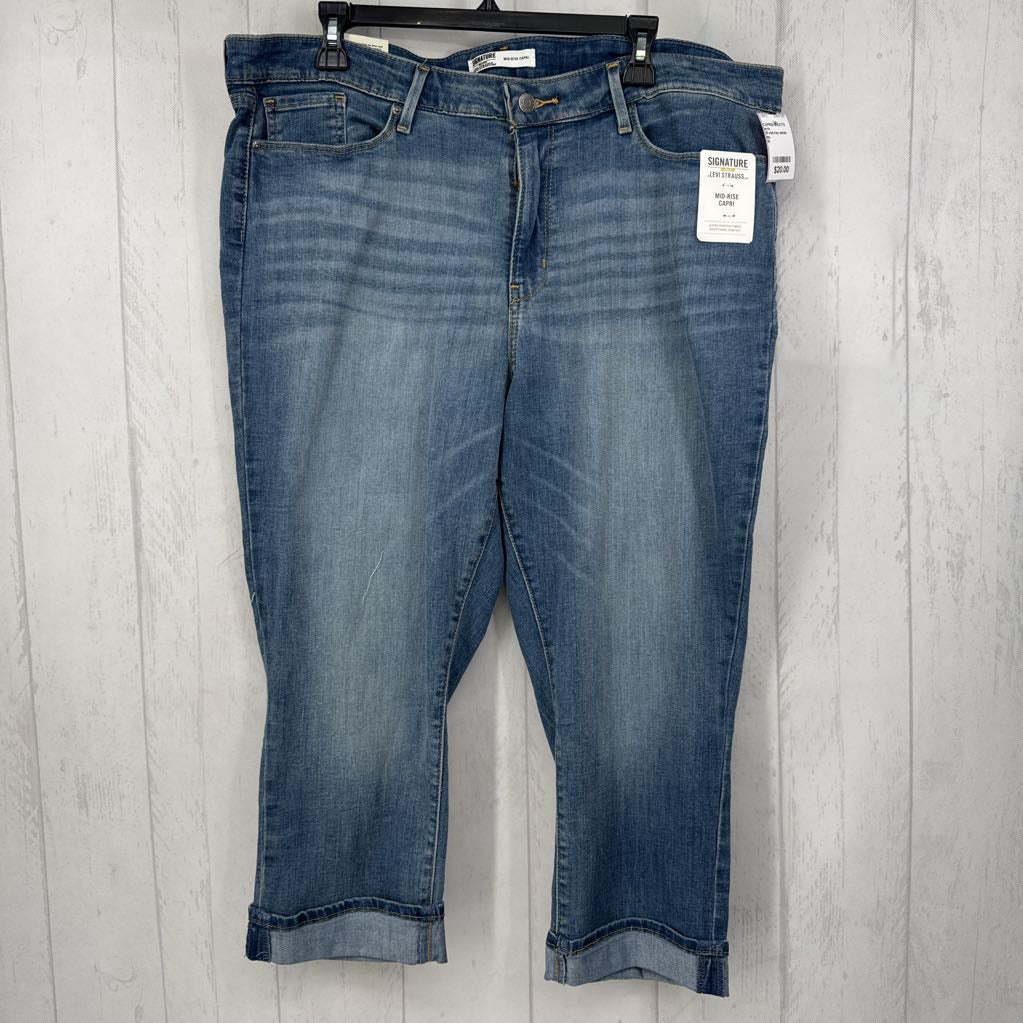 18 mid-rise denim capris