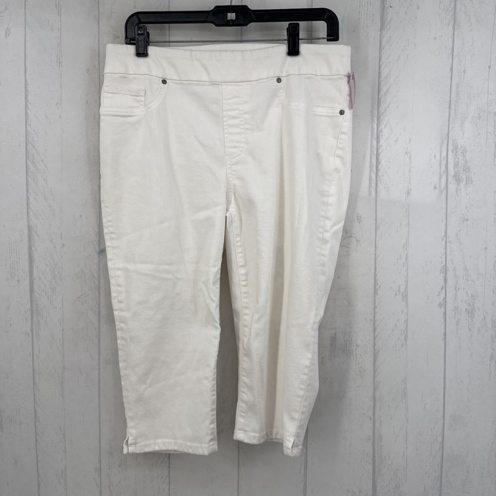6 pull-on capris