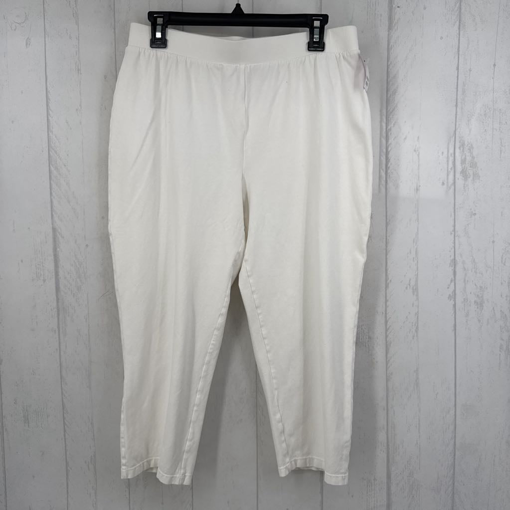 M stretch knit capris