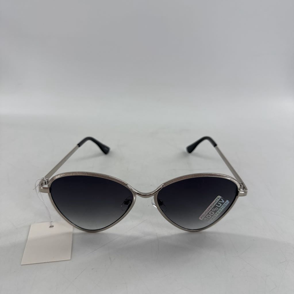 silver cat eye frame sunglasses