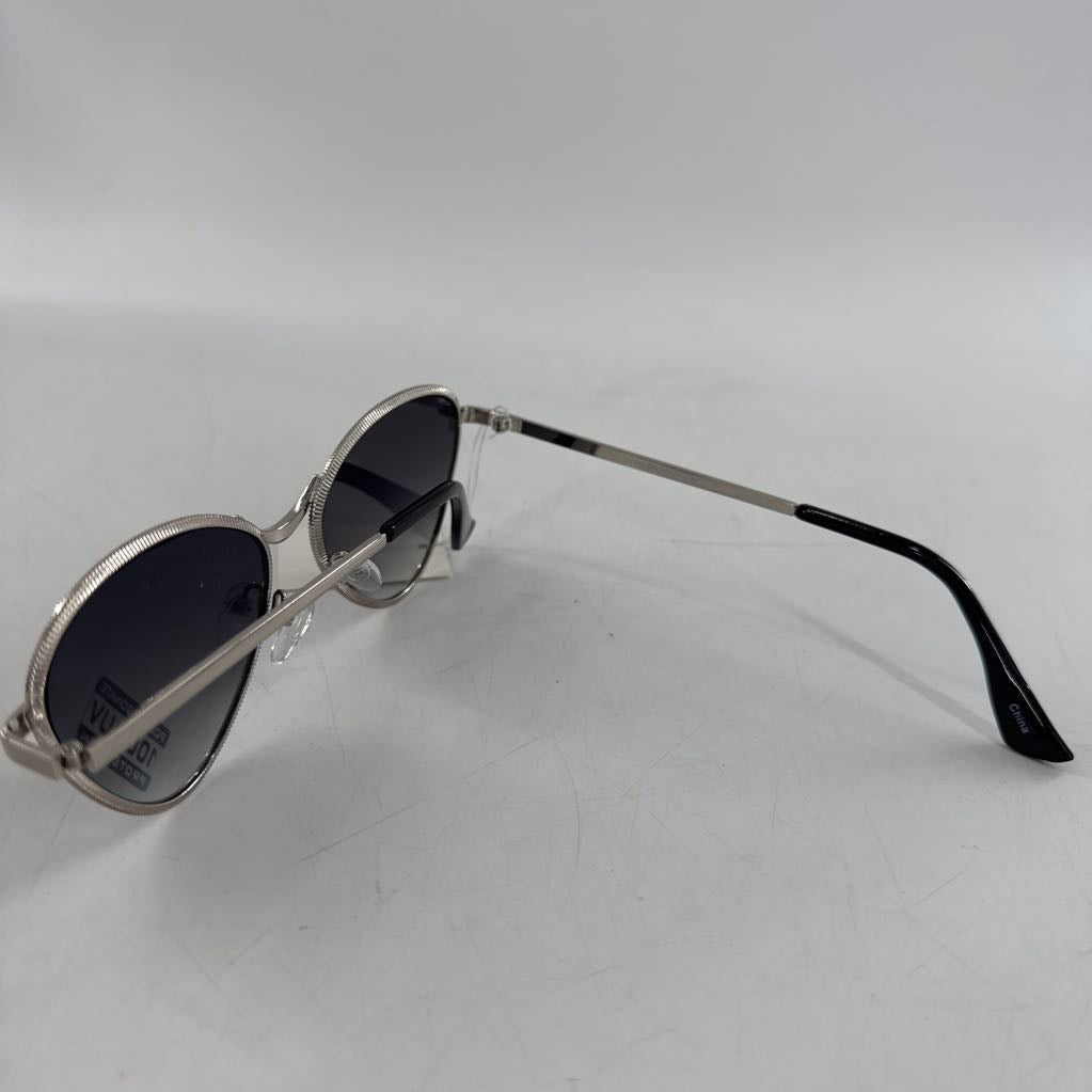 silver cat eye frame sunglasses