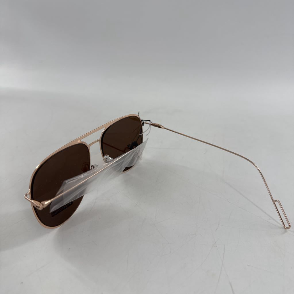 gold frame brown lens aviator sunglasses
