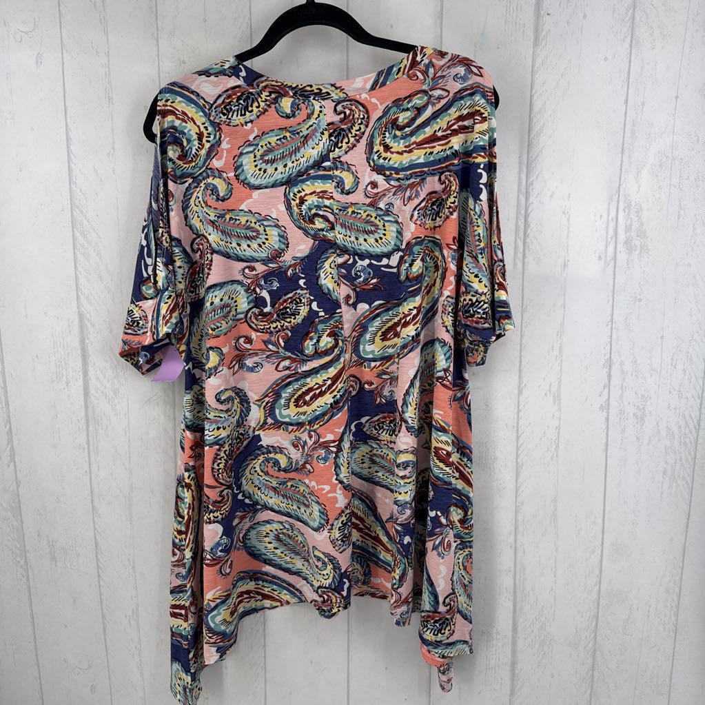 XXL cold shoulder paisley top