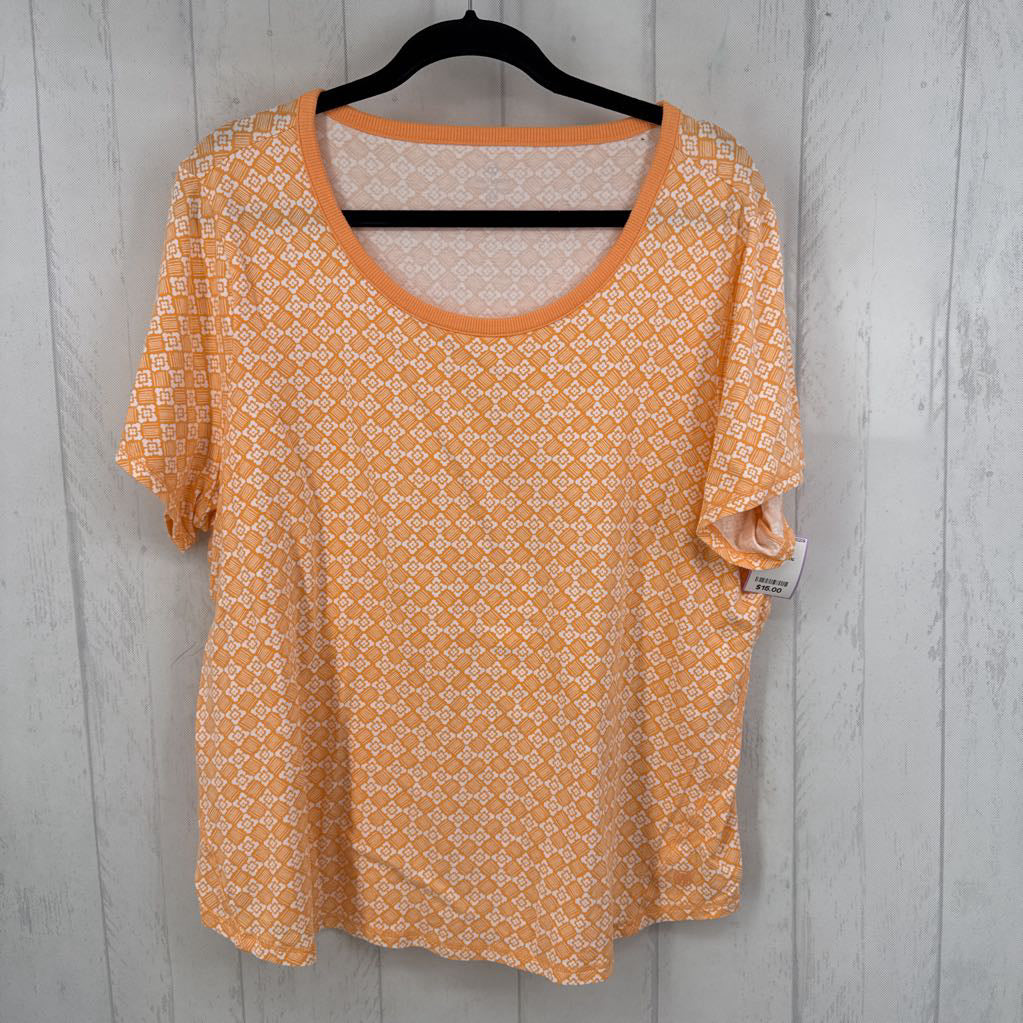 2x s/s geometric print top