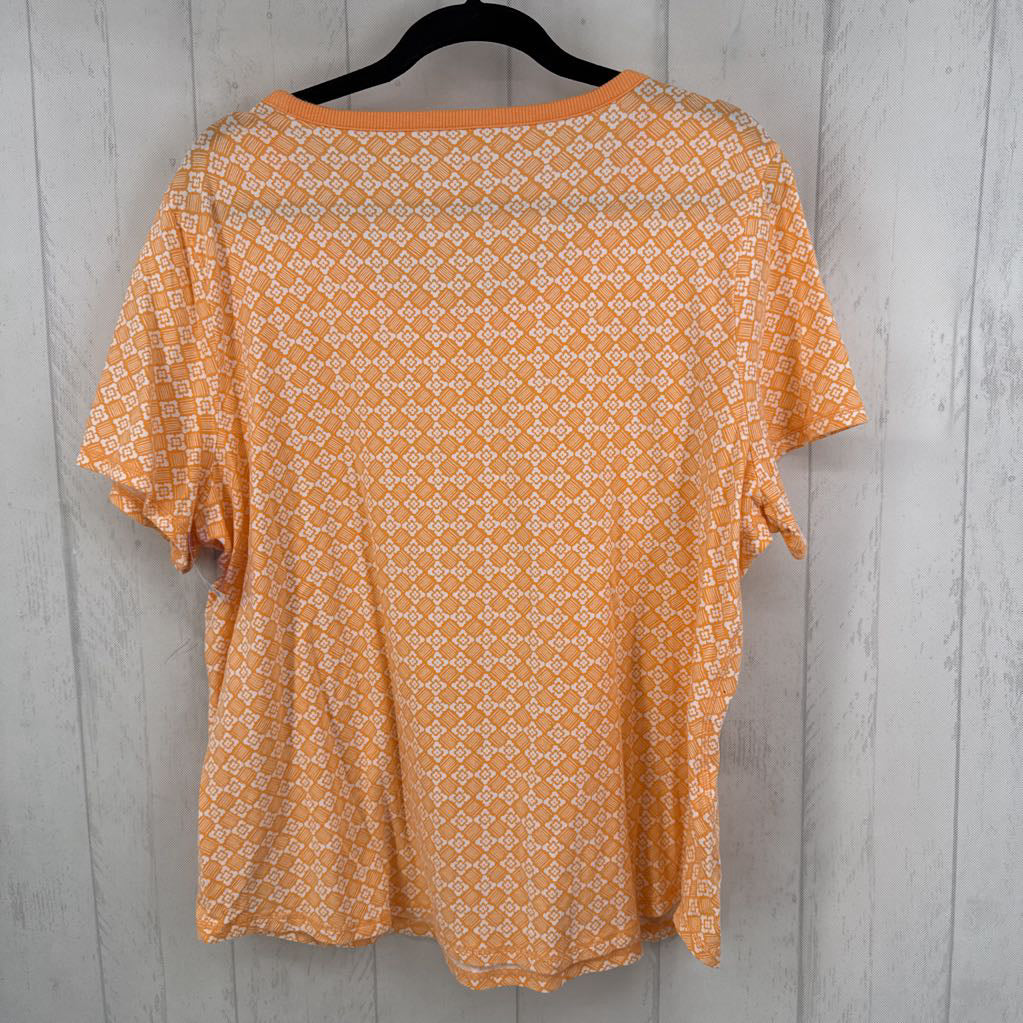 2x s/s geometric print top