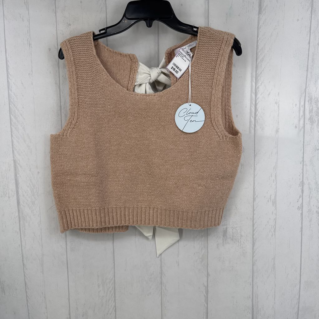 R54 M bow-tie back sweater vest