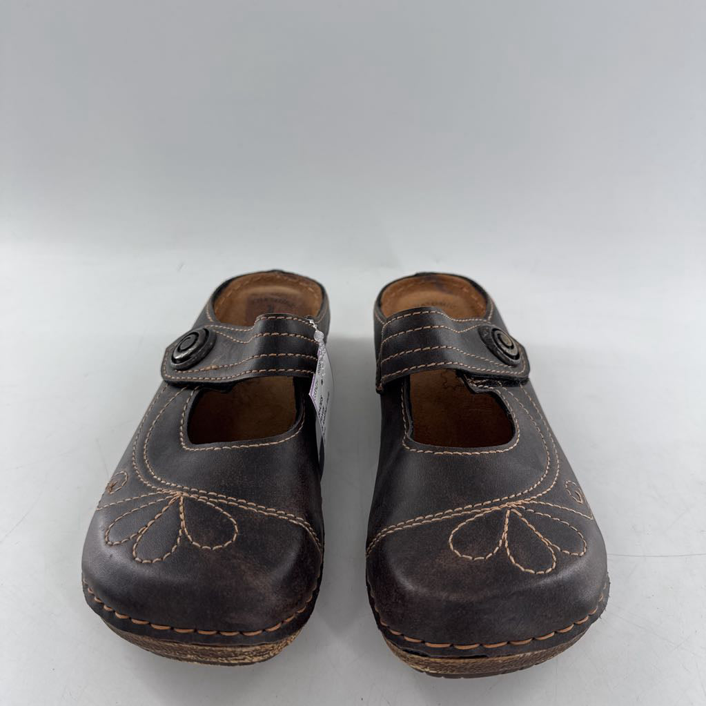 5 leather mule clogs