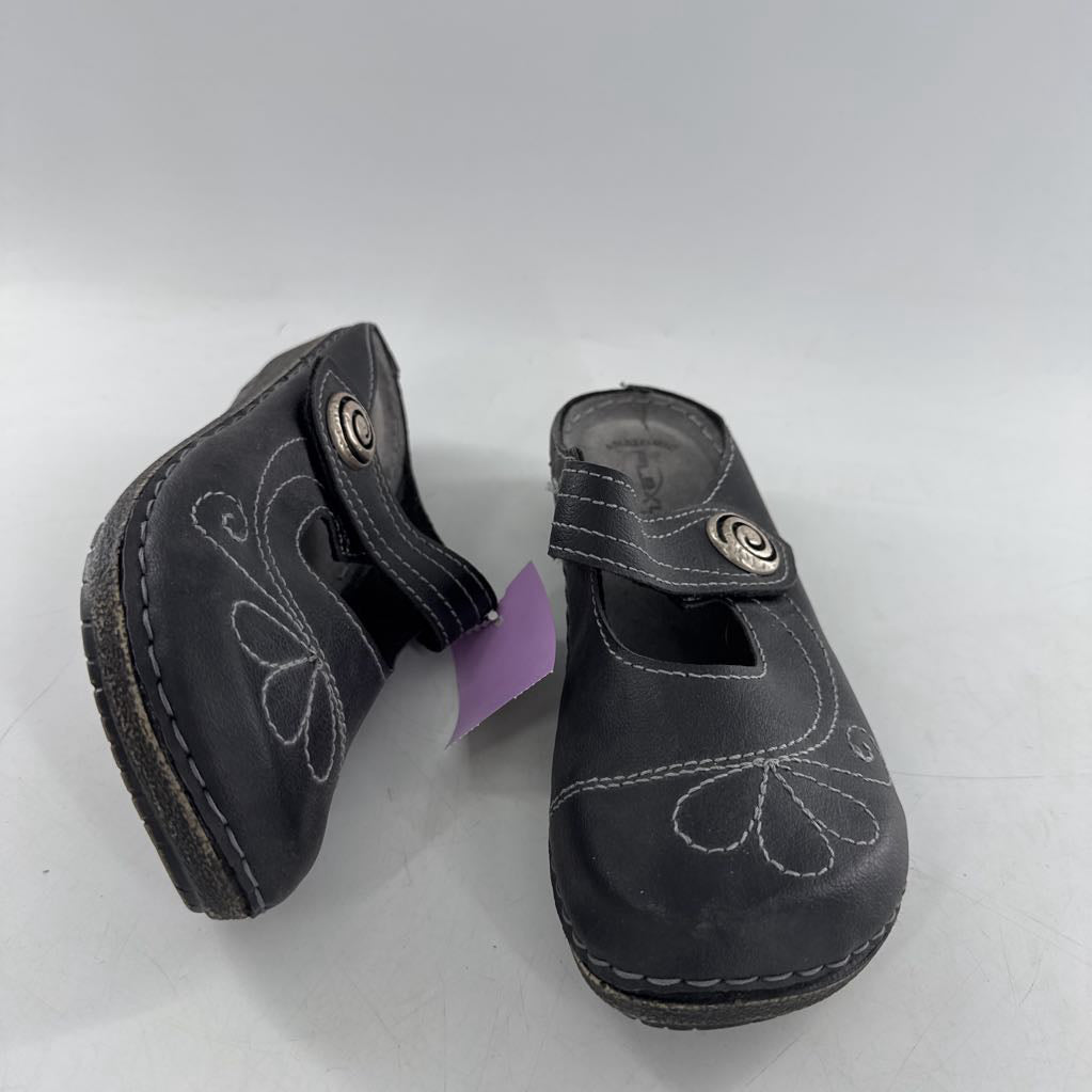 5 leather mule clogs