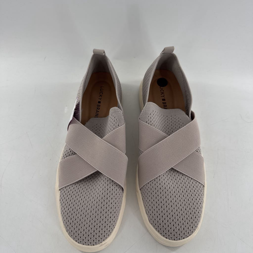 10 knit-slip-ons