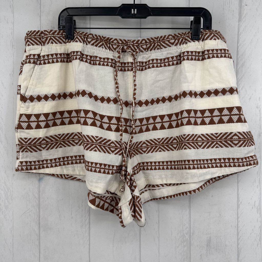 XXL woven pull-on shorts
