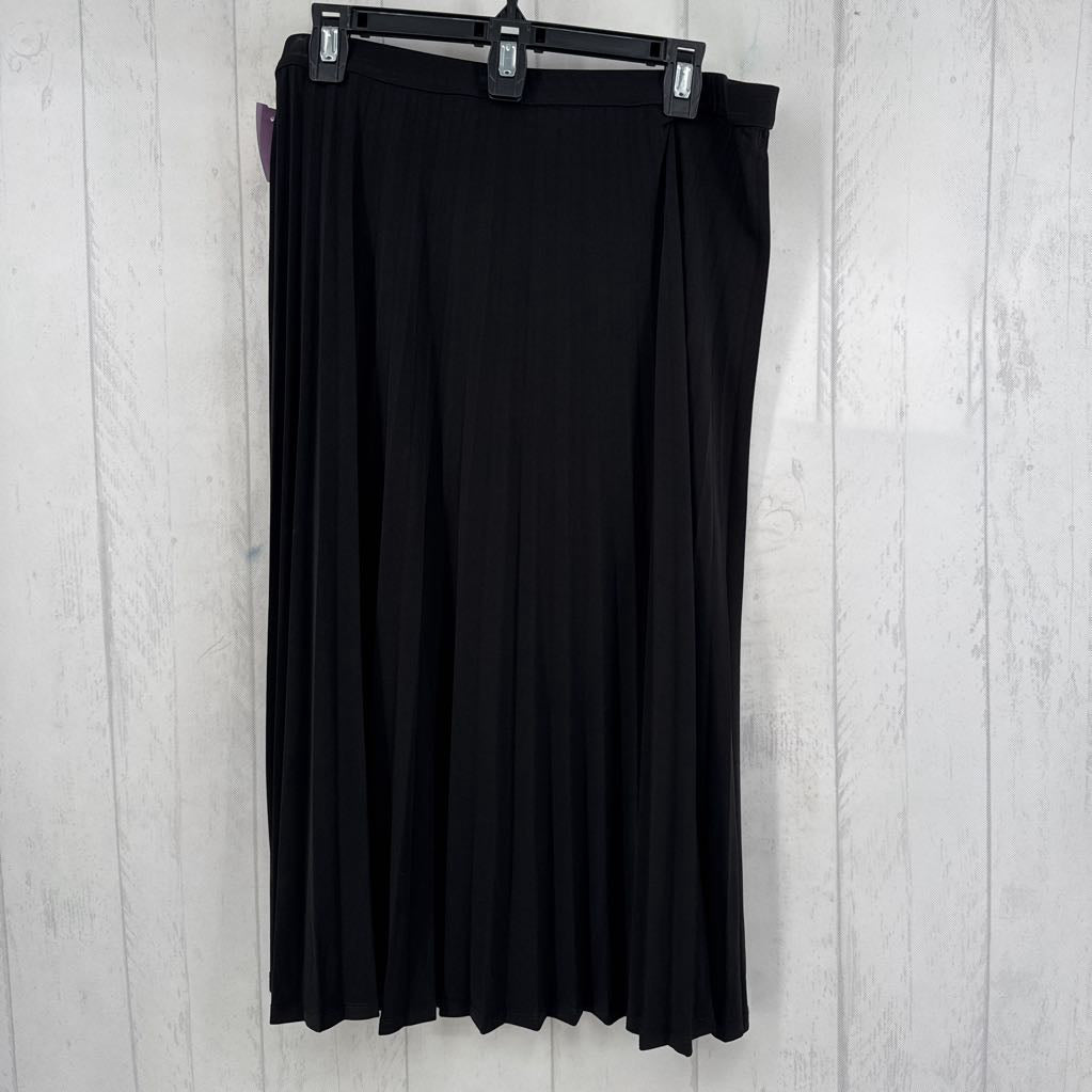 L accordion pleated skirt