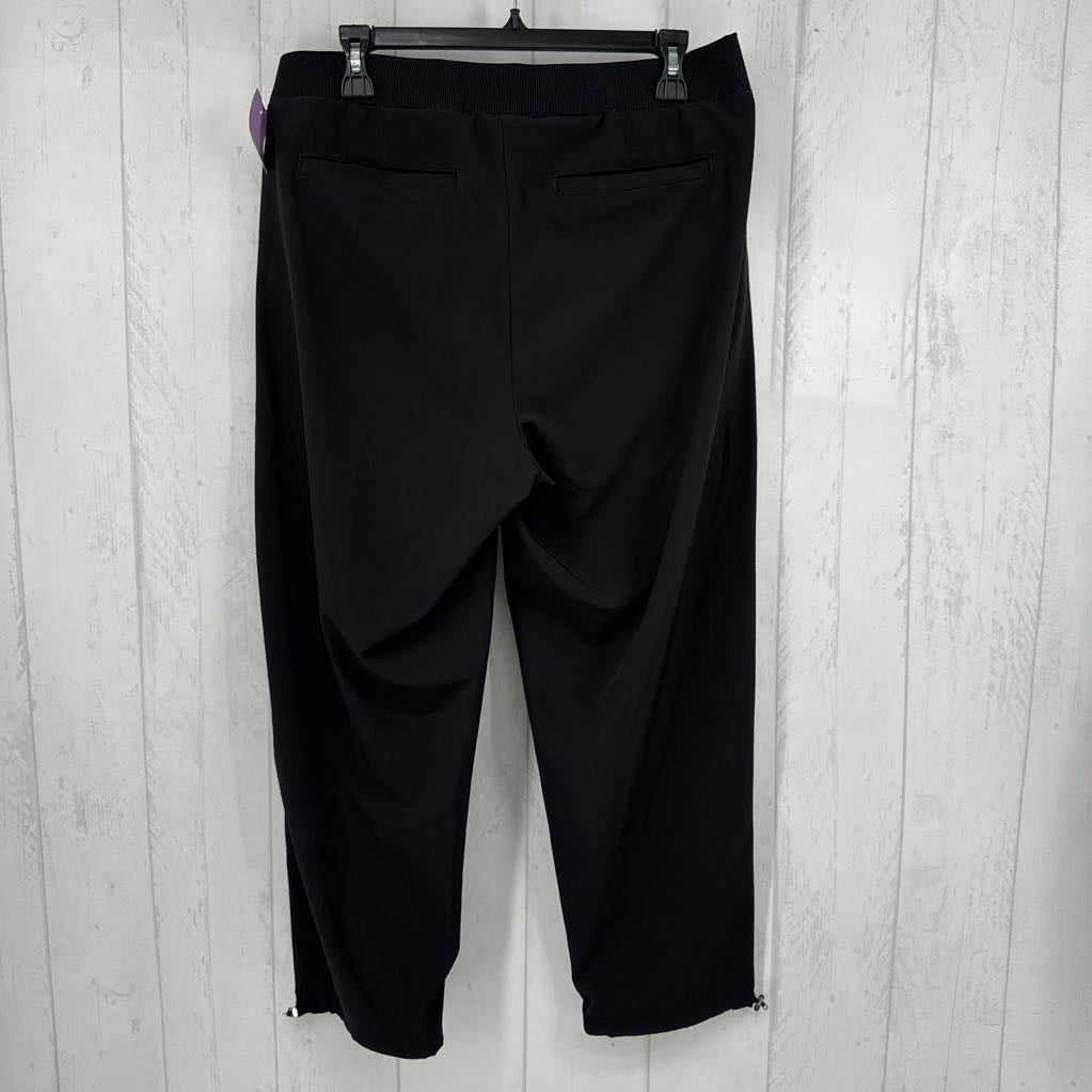 10 pull-on pant