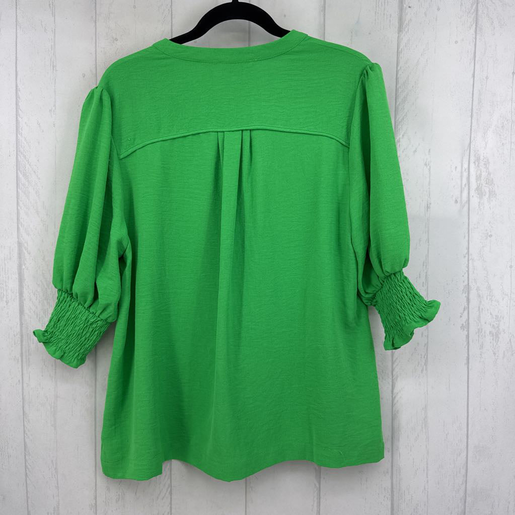 M split neck elbow slv top