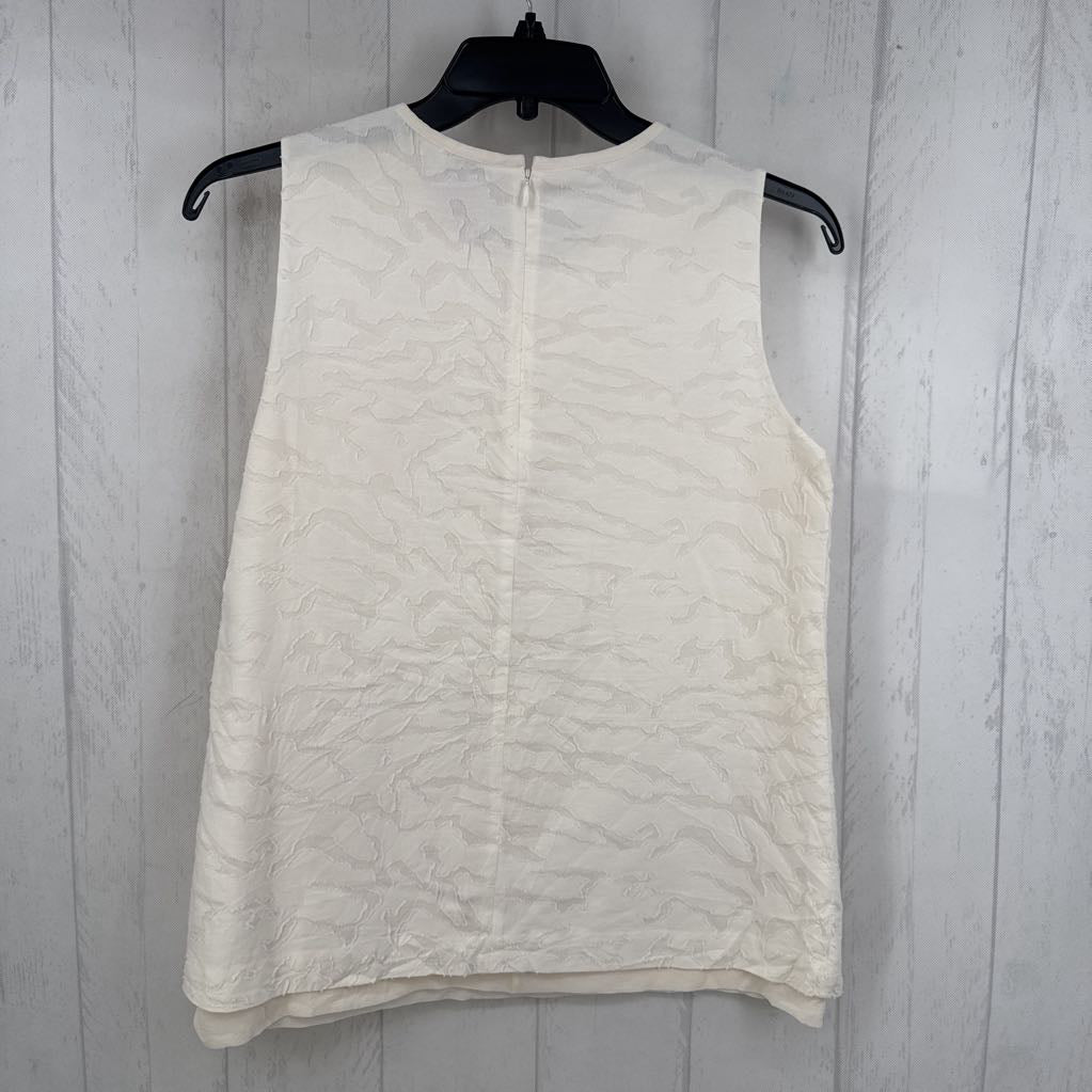 12 textured tank