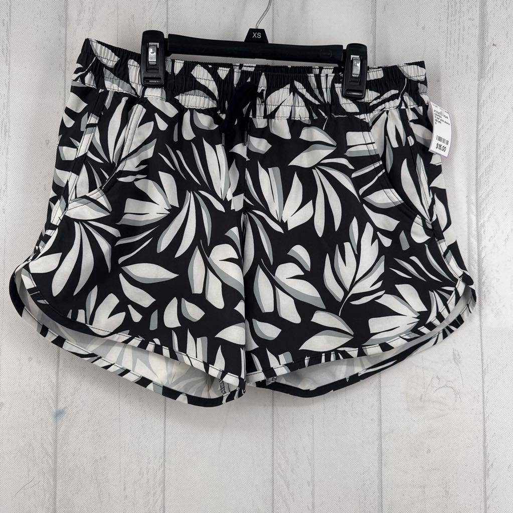 S leaf print shorts