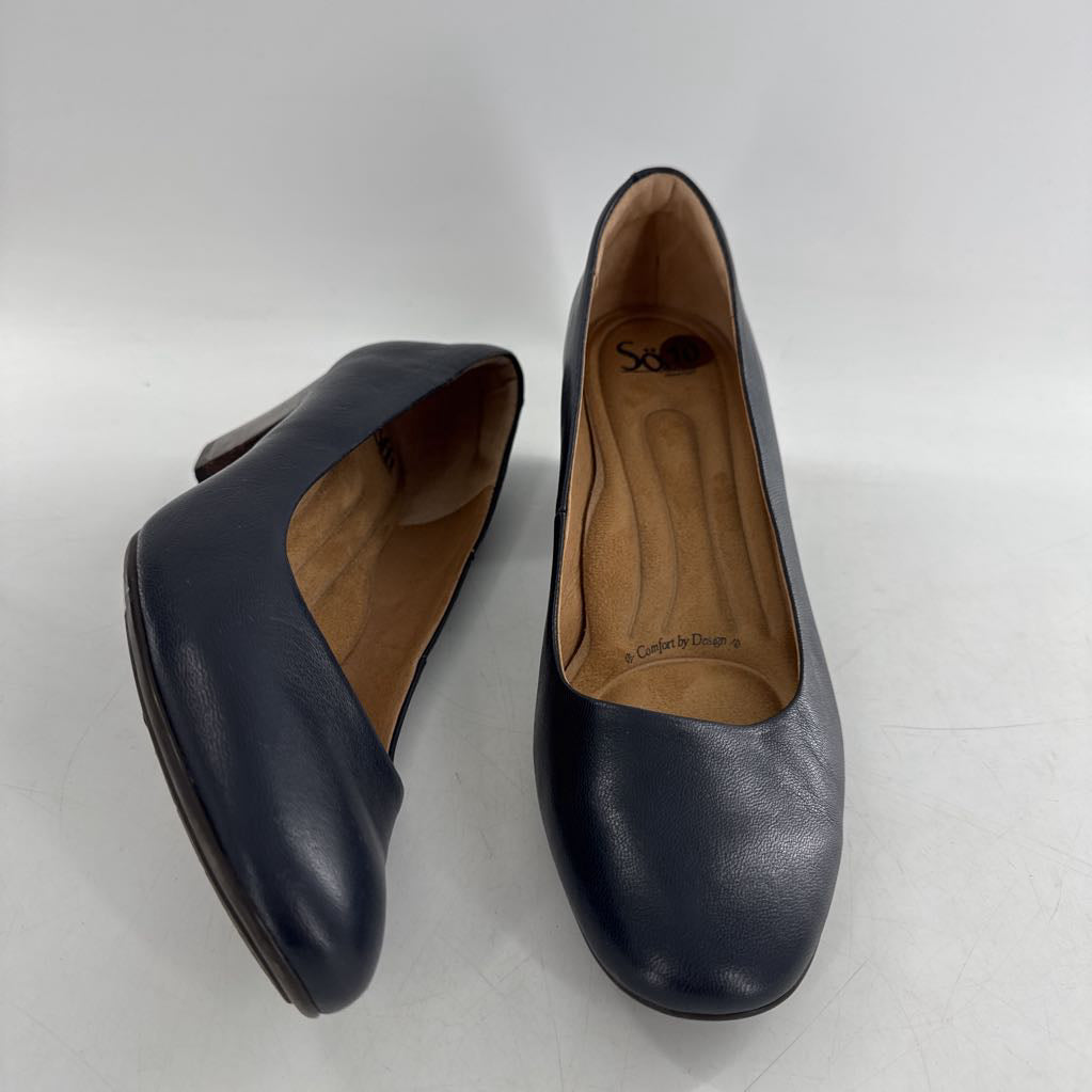10 leather low-heel pumps