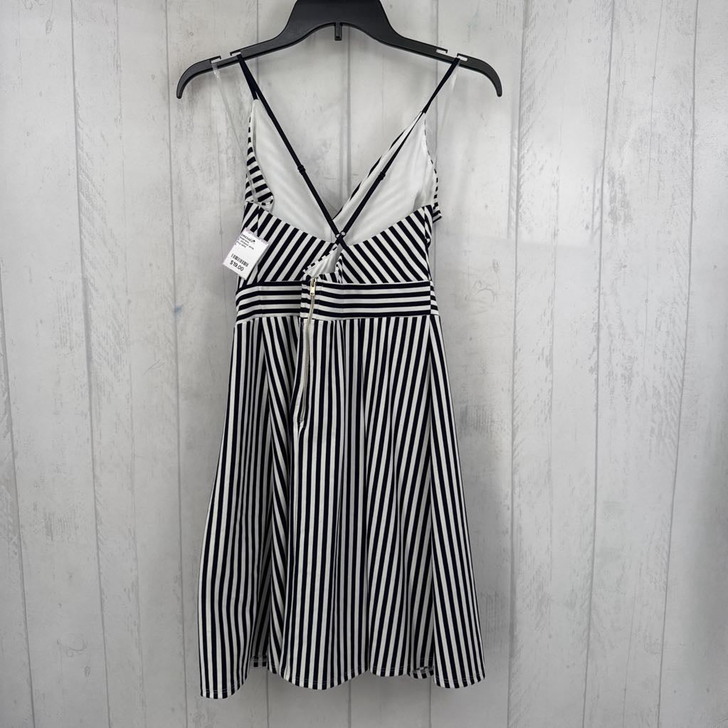 L striped slvls dress