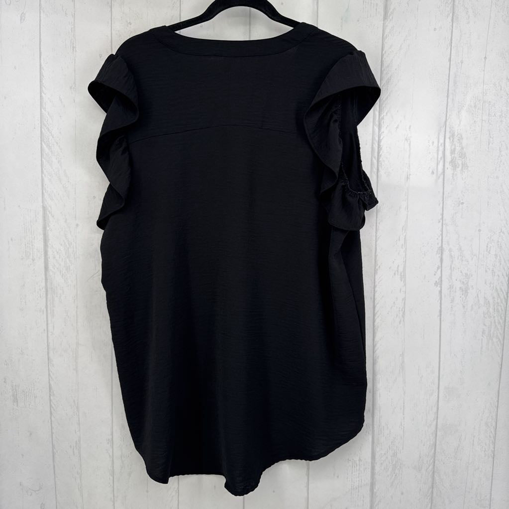 1X split neck flutter slv top