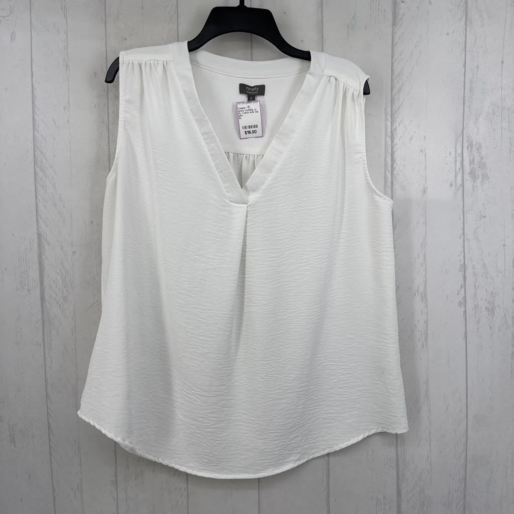 XL v-neck slvls top