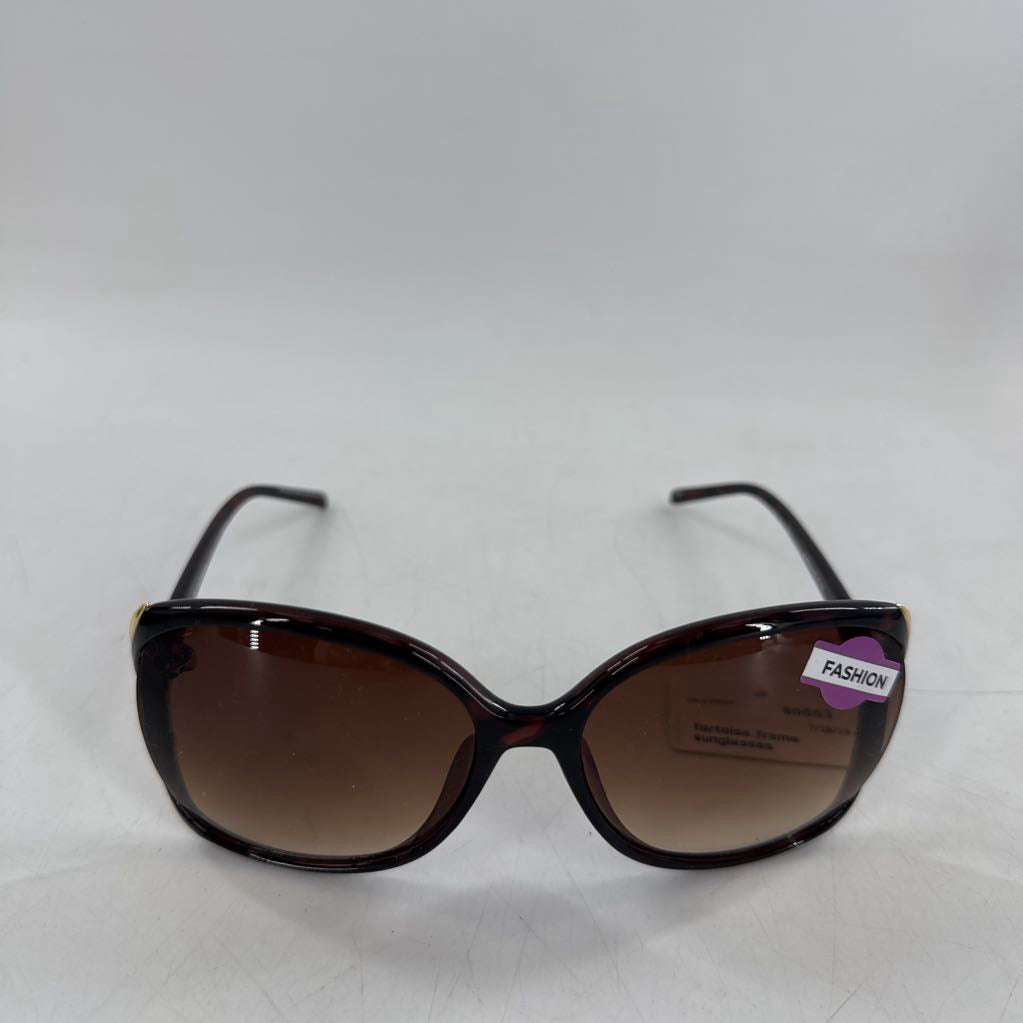 tortoise frame sunglasses
