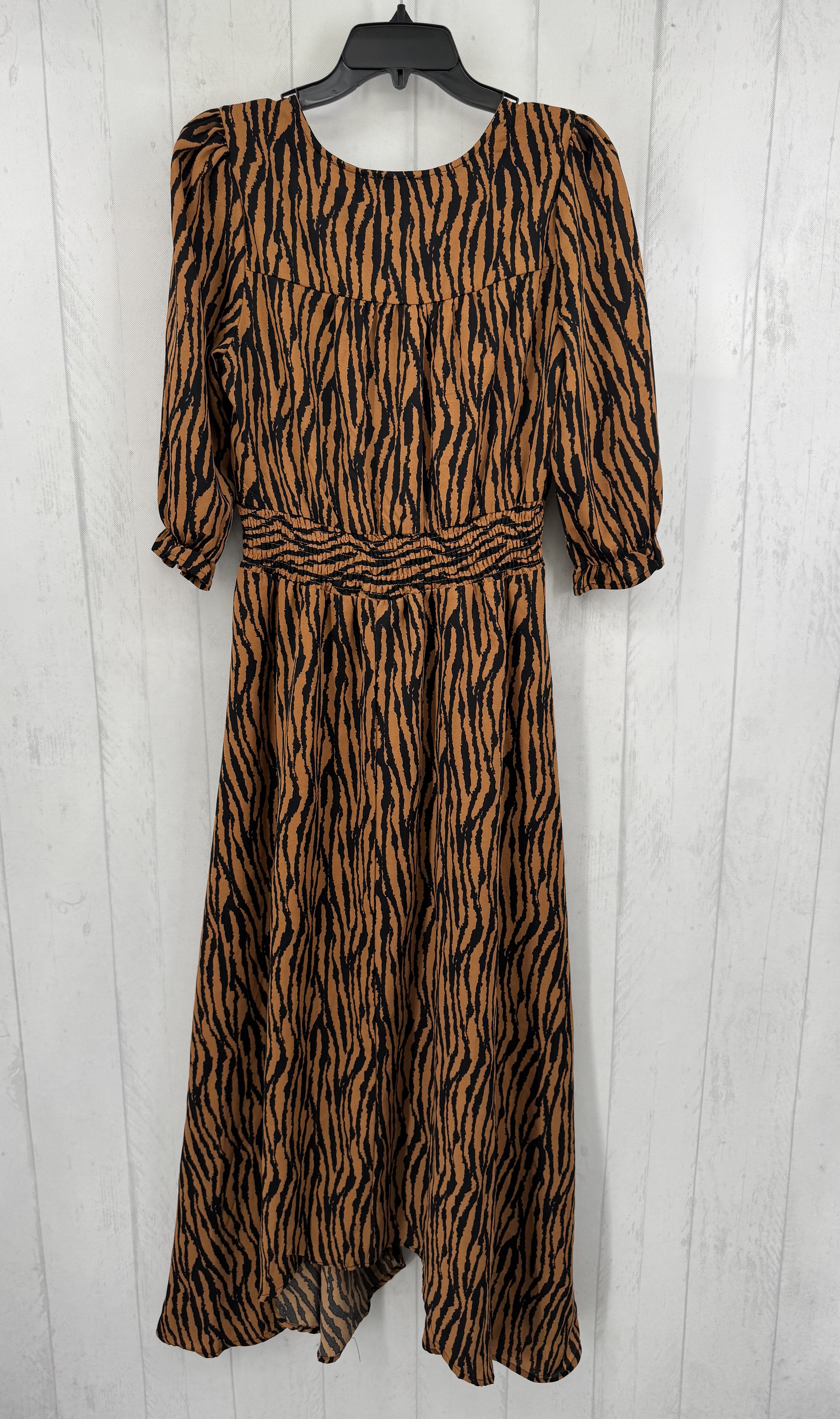 M elbow slv zebra print smocked maxi dress