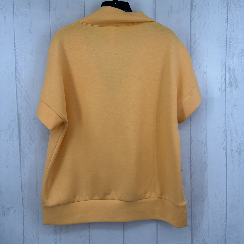 M quarter zip s/s top