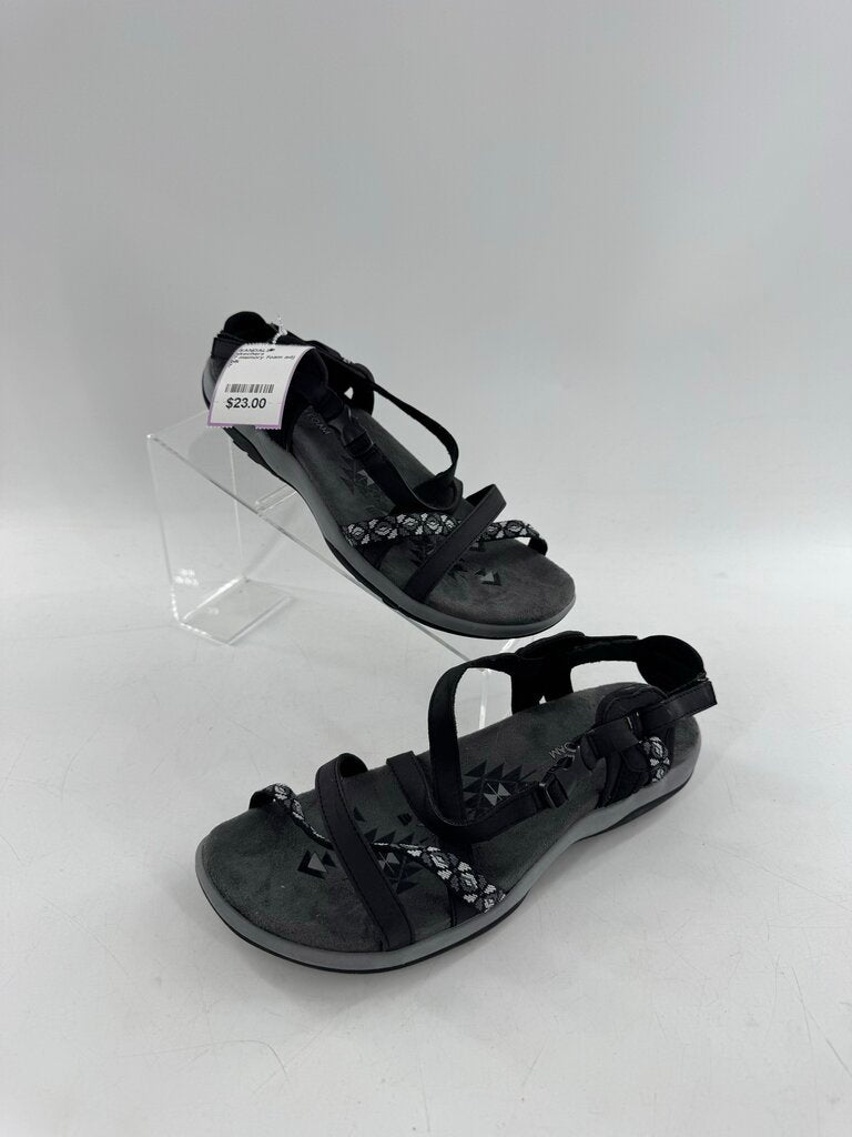 7 memory foam adj strap sandal