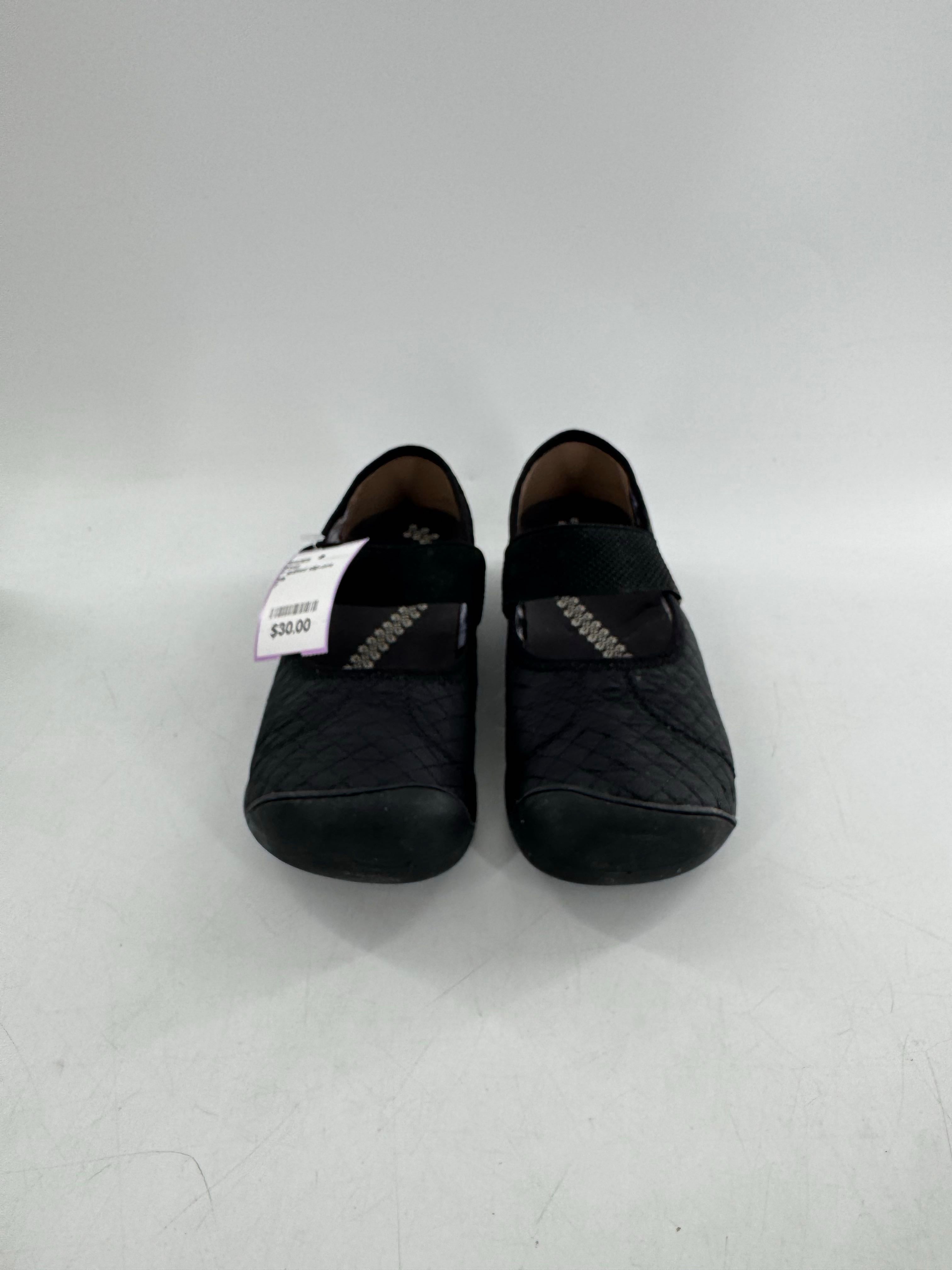 7 quilted slip-ons