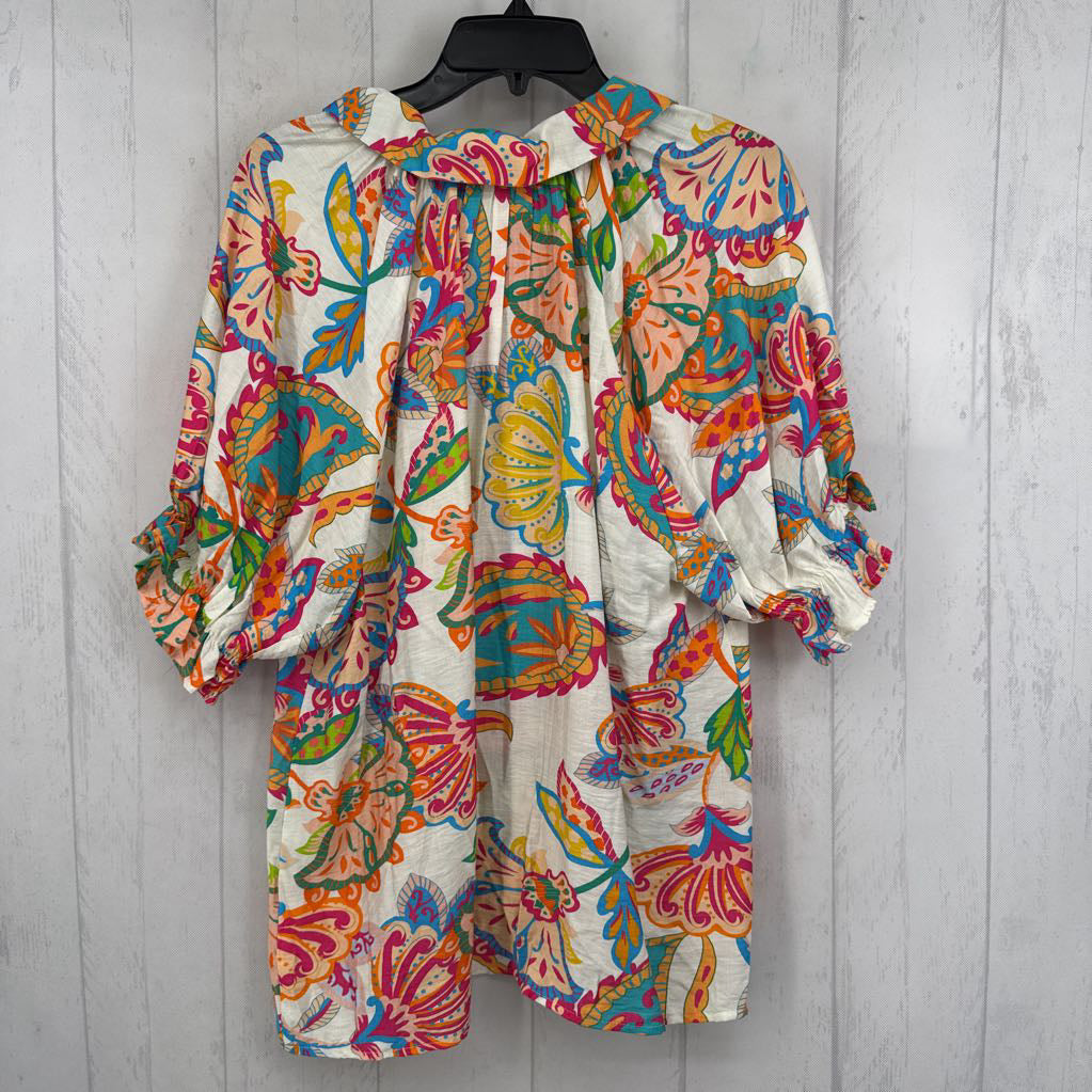 R68 M colorful split neck lace acent s/s top