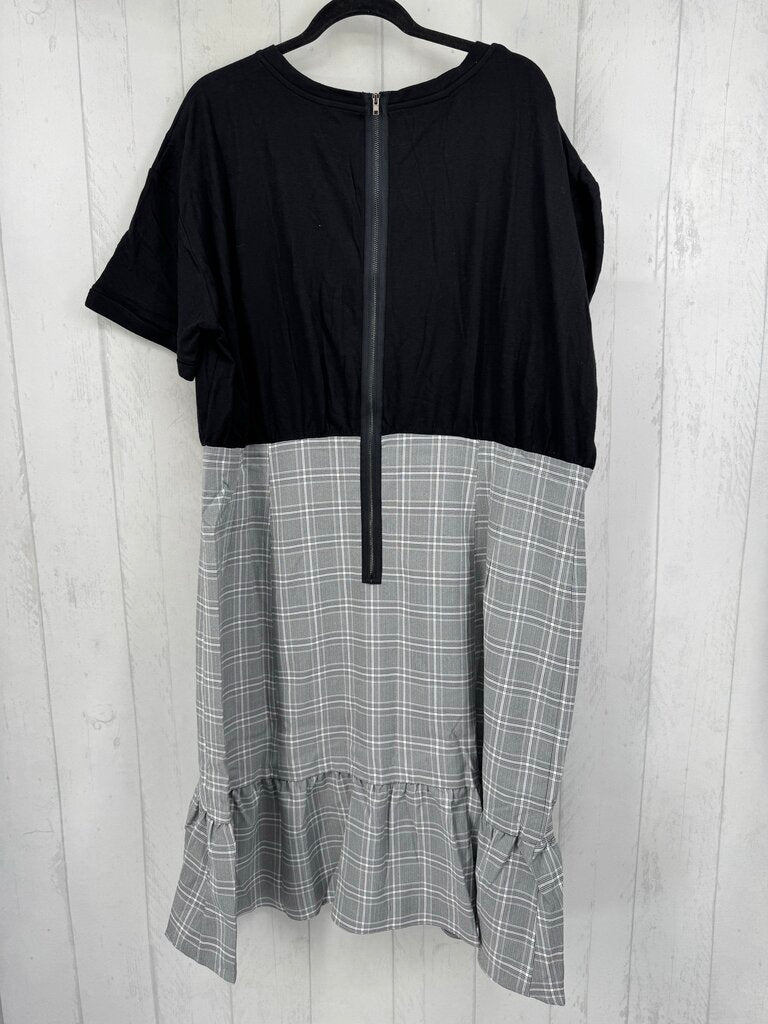 2X plaid bottom s/s dress