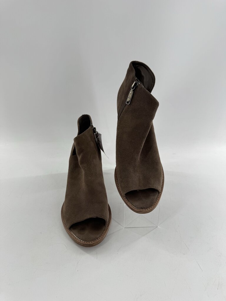 10 suede peep toe bootie