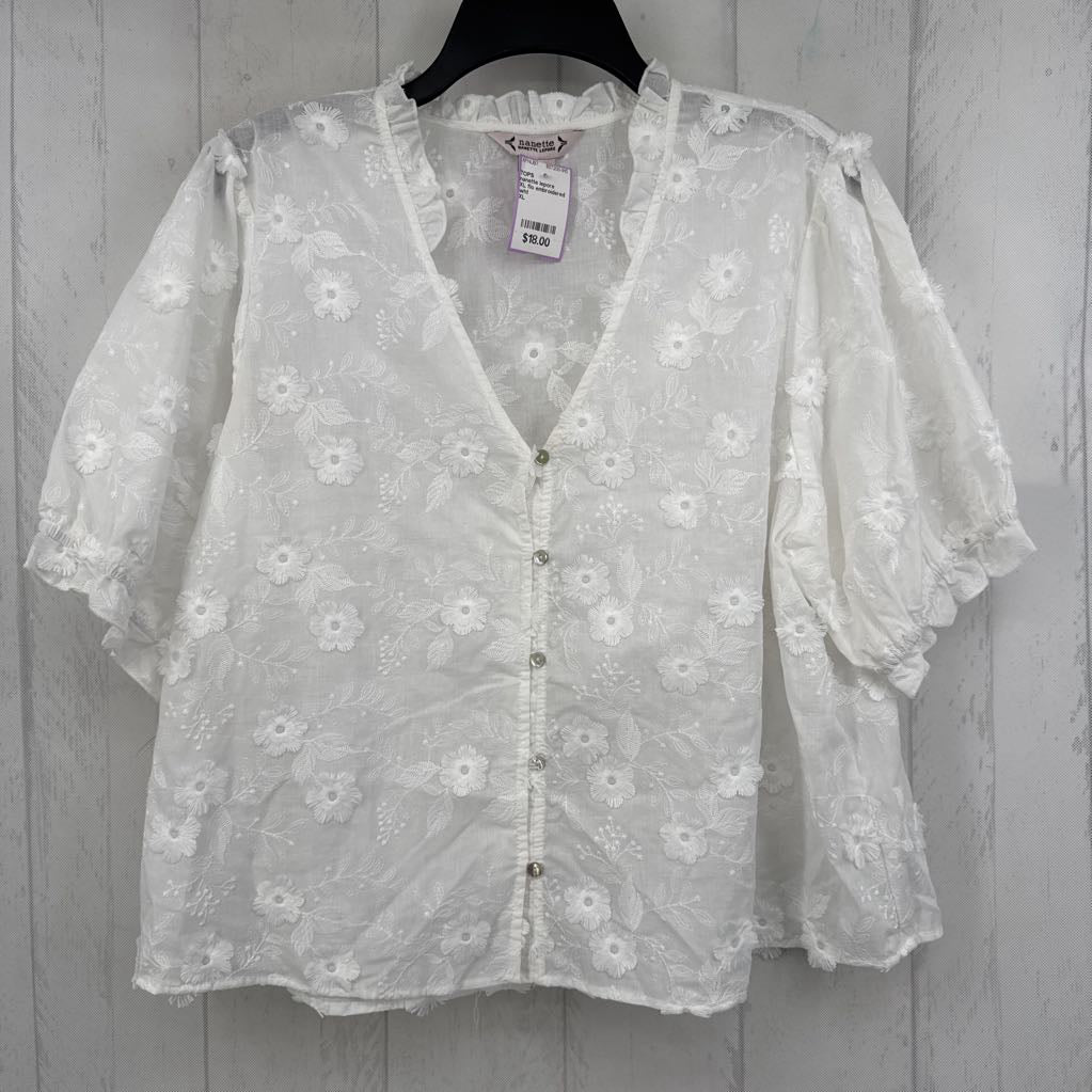 XL flo embroidered button down s/s top