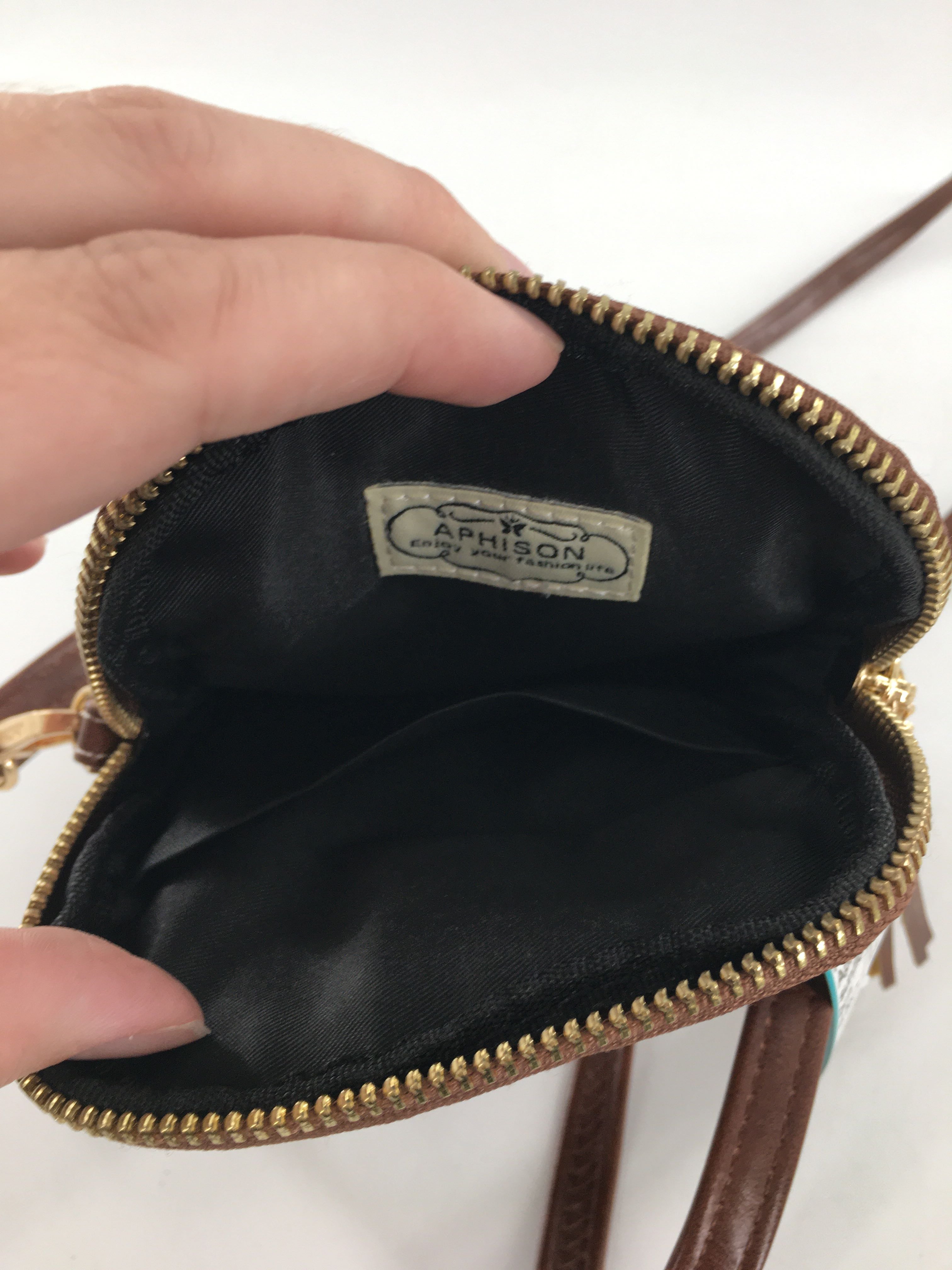 sunflower hollow tassel phone crossbody