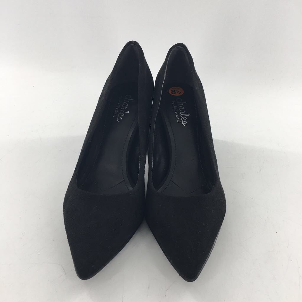 8.5 suede pumps