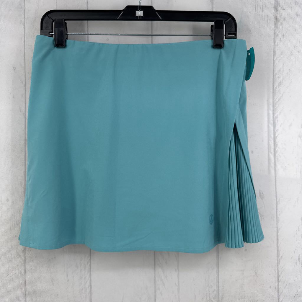 8 pull-on skort