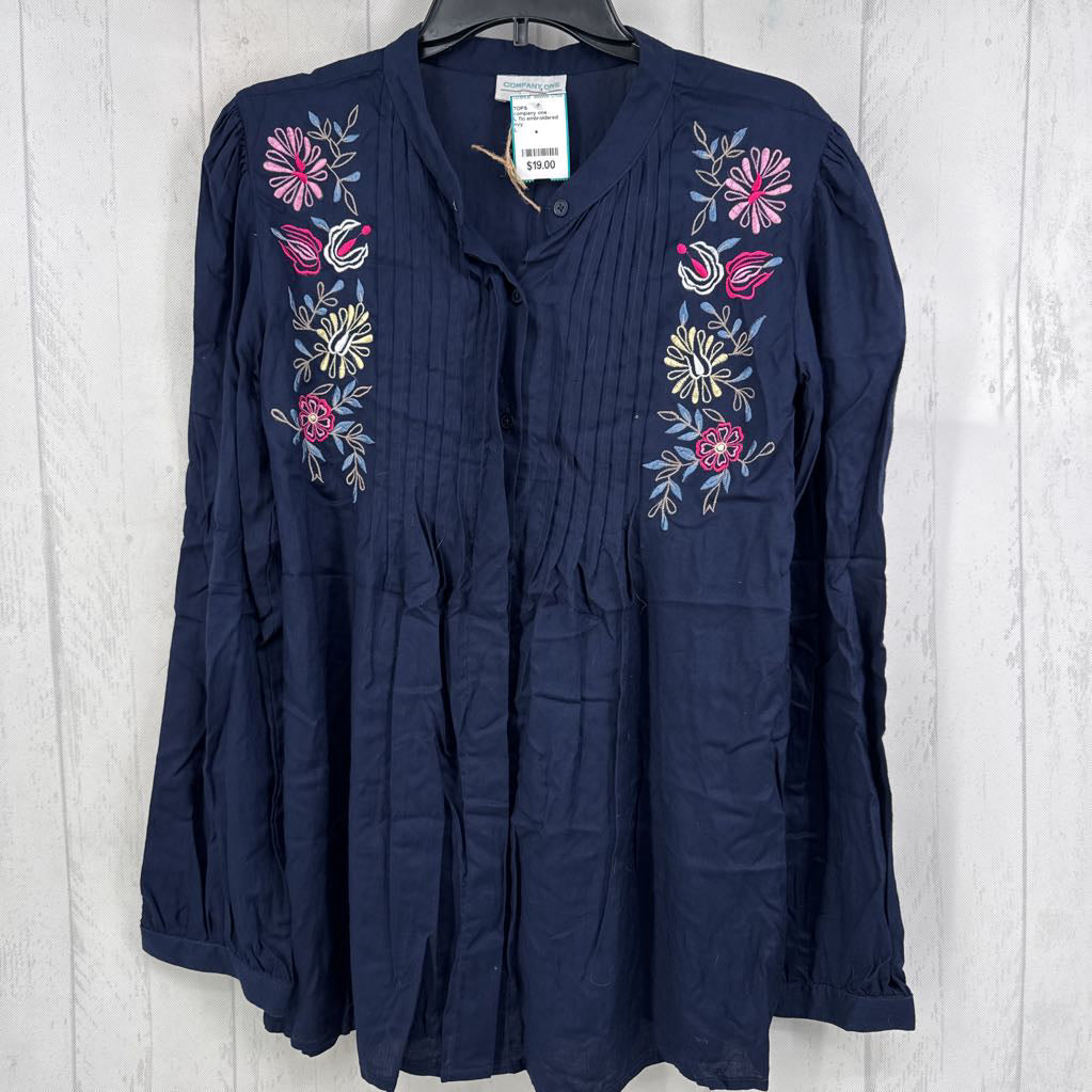 L flo embroidered pleated l/s top