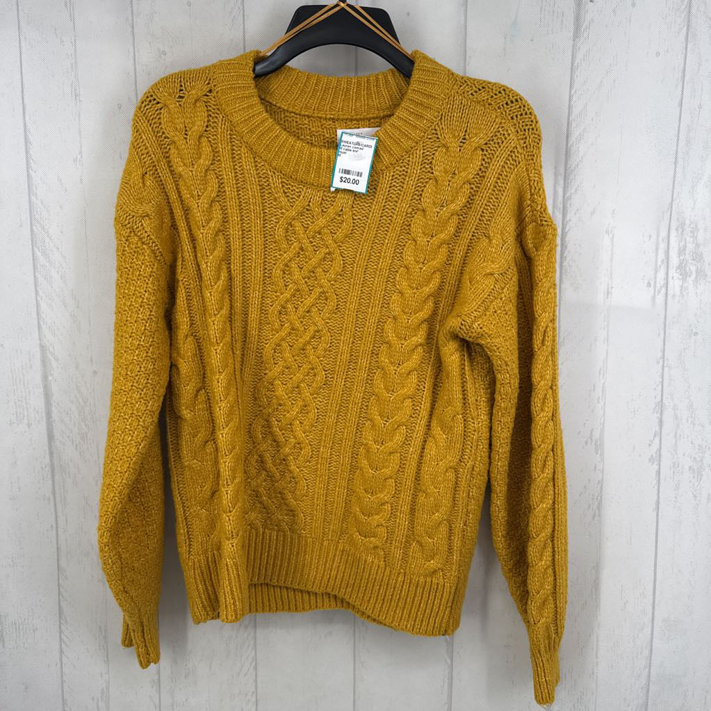 M cable knit sweater