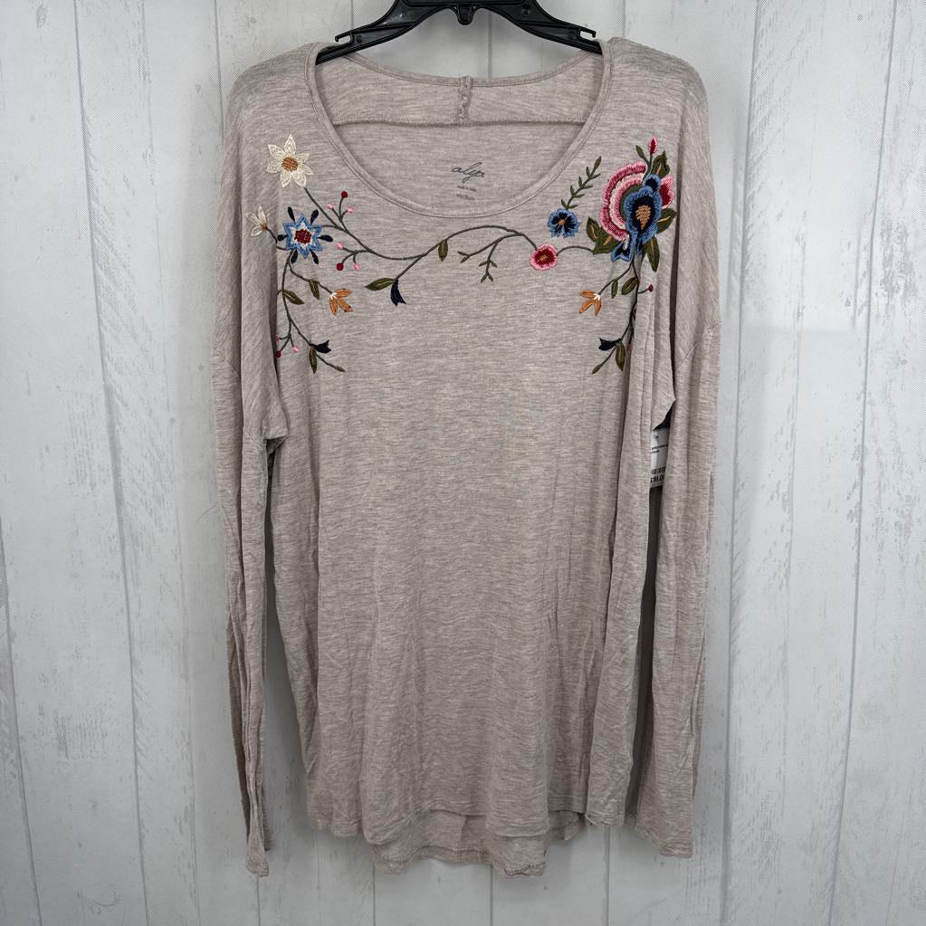 M flo embroidered l/s tee