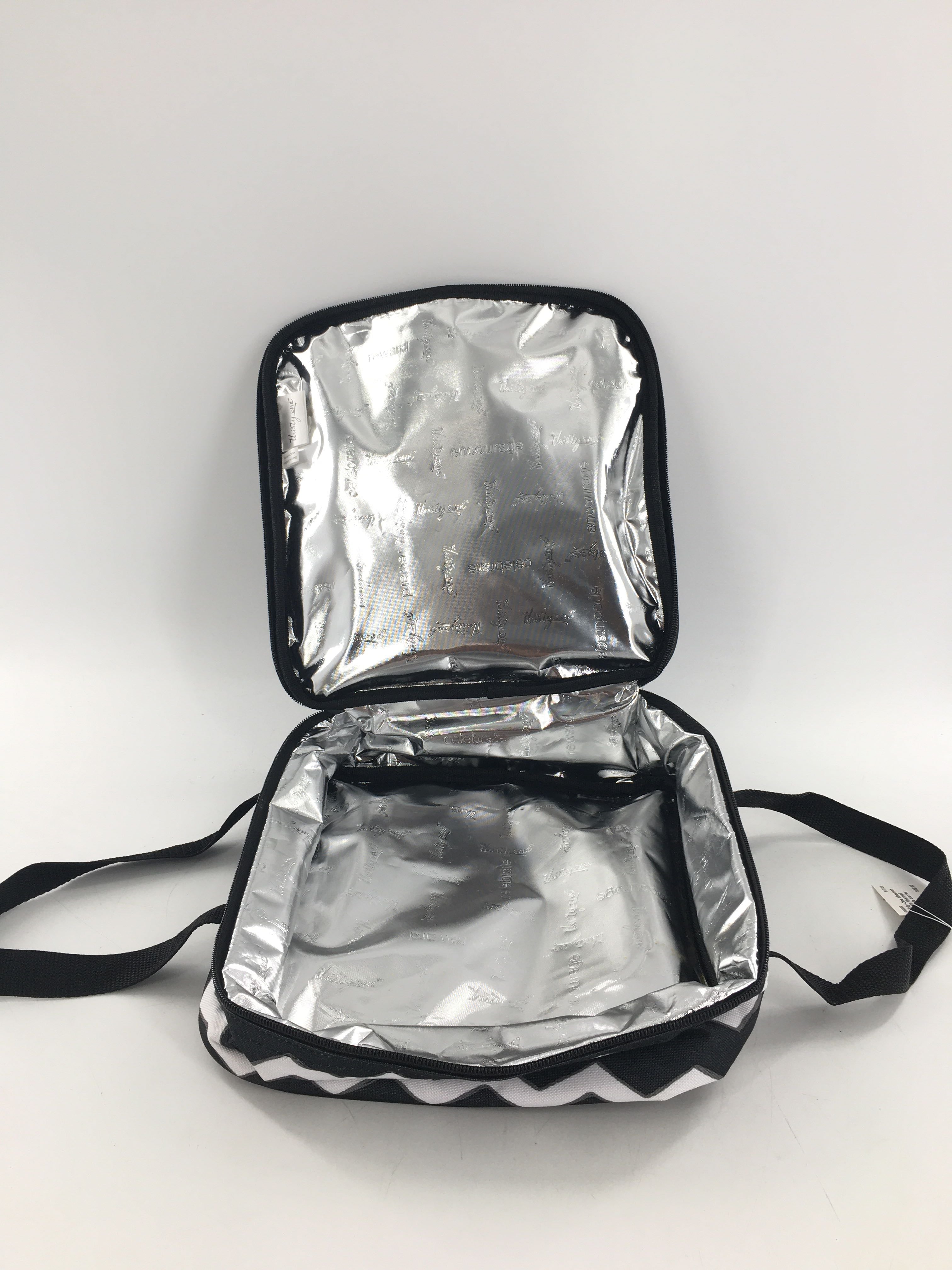 Thirty-One chevron pattern thermal casserole carrier