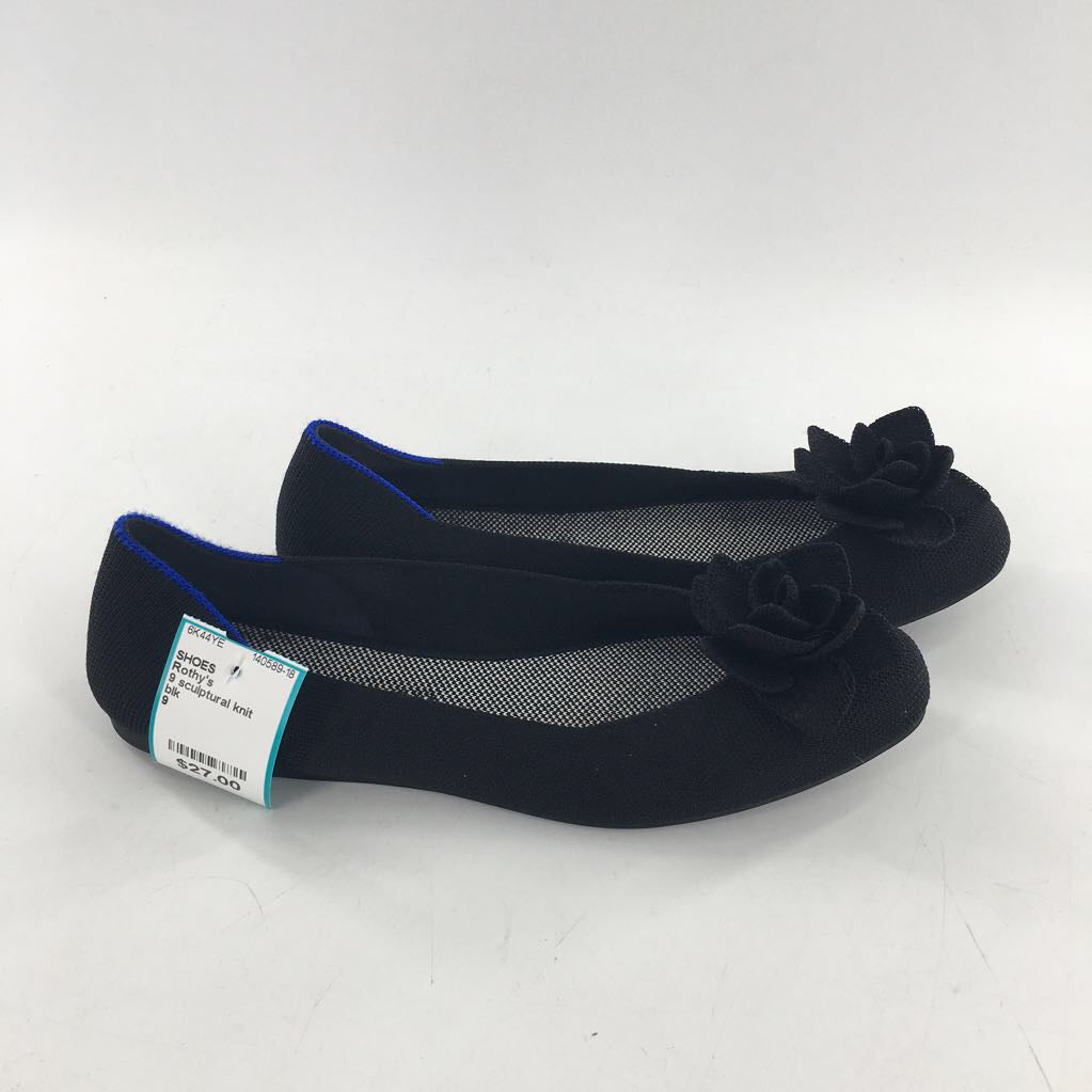 9 sculptural knit flower slip-on flat