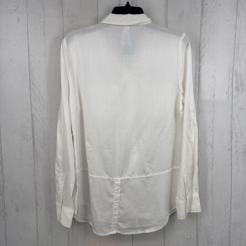 M l/s button down shirt