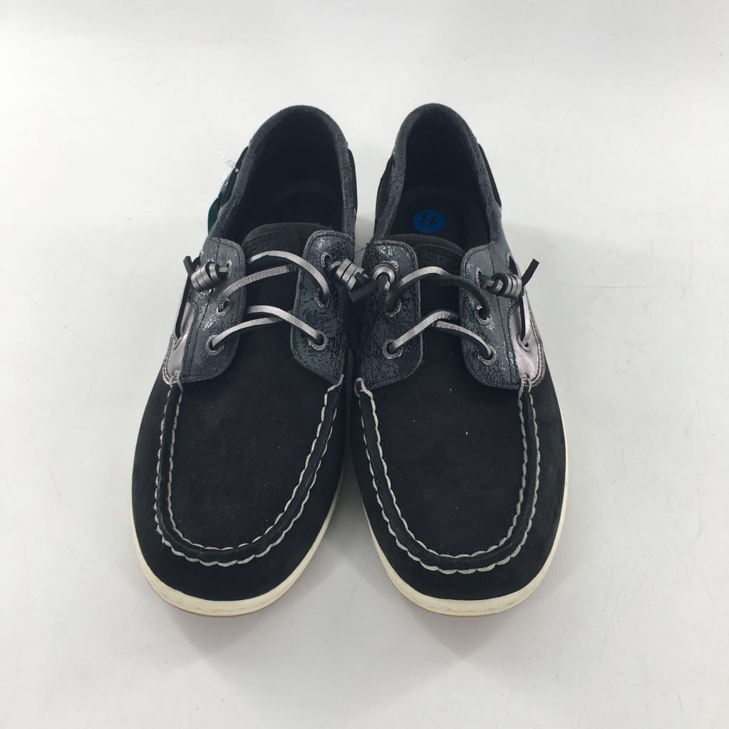 11 boat shoes